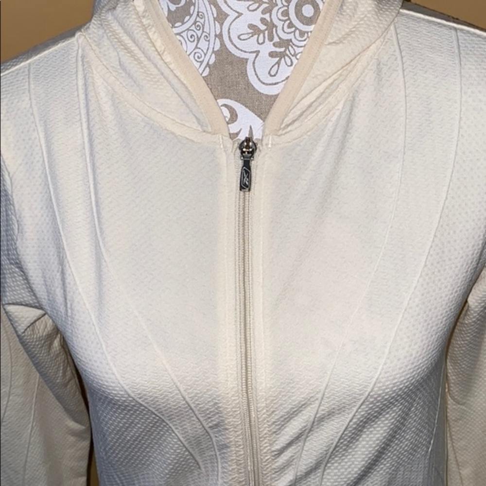 Women’s Large Reebok Jacket - Picture 5 of 7